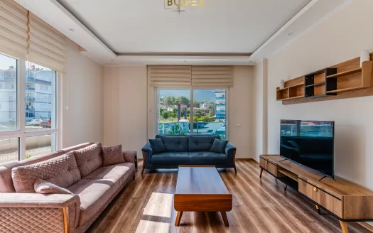 3+1 Spacious apartment in Alanya, Oba